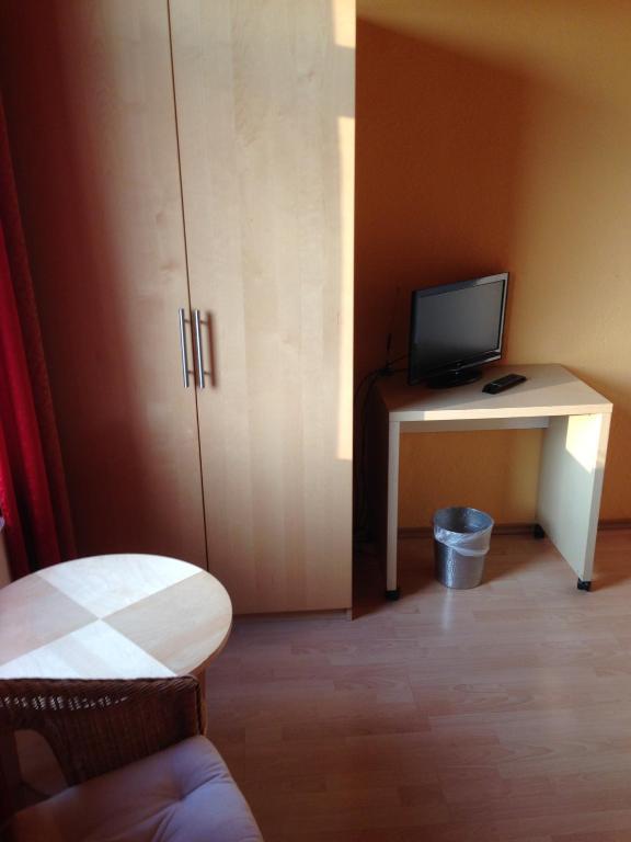 Vierlandentor Hotell Hamburg-Harburg Rum bild