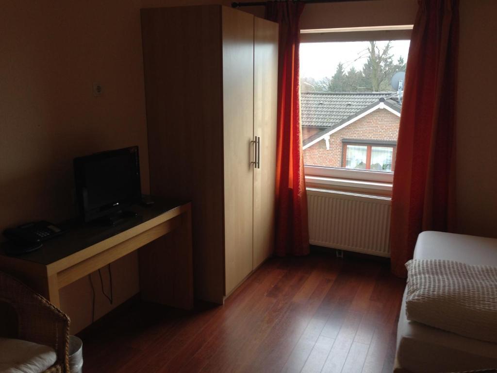 Vierlandentor Hotell Hamburg-Harburg Exteriör bild